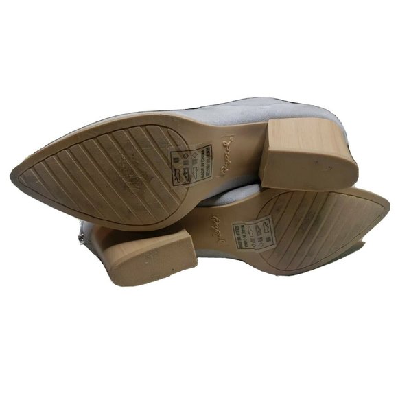 Qupid Bootie Gray Suede Point Toe ,Silver Zip Back Size 8 - Picture 7 of 9